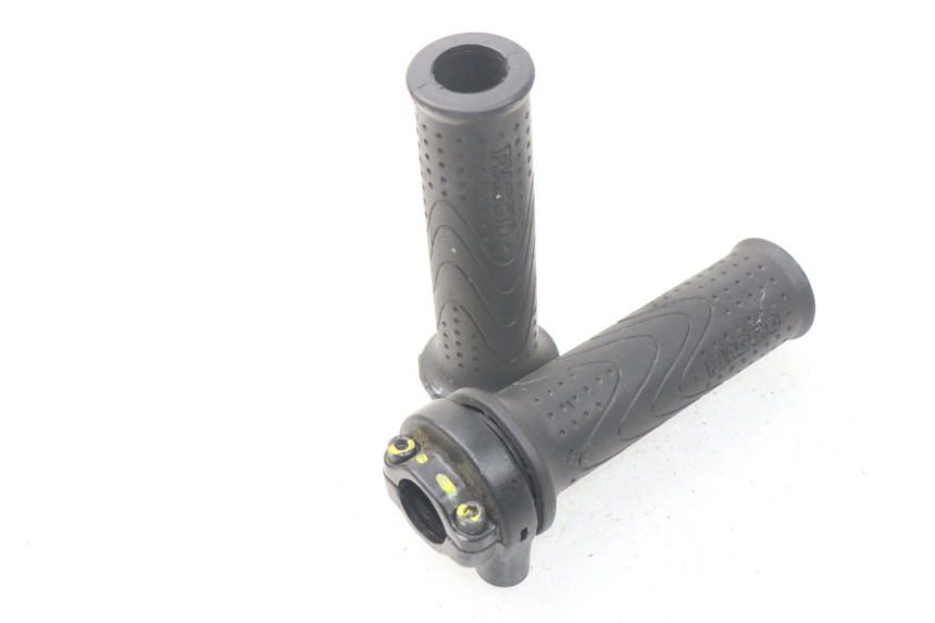 photo de ACELERADOR PIAGGIO MP3 HPE 500 (2019 - 2022) - Detalle de la pieza