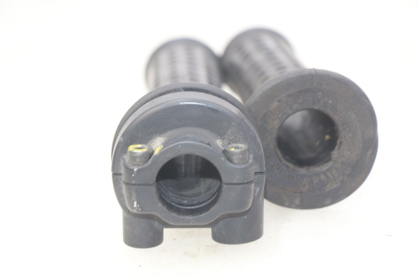 photo de PUñO DEL ACELERADOR PIAGGIO MP3 LT 400 (2007 - 2012) - Zoom estado de uso