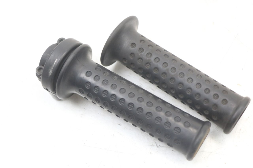 photo de PUñO DEL ACELERADOR PIAGGIO MP3 LT 400 (2007 - 2012) - Detalle de la pieza