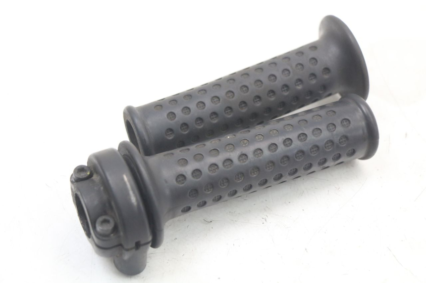 photo de PUñO DEL ACELERADOR PIAGGIO MP3 LT 400 (2007 - 2012) - Zoom estado de uso