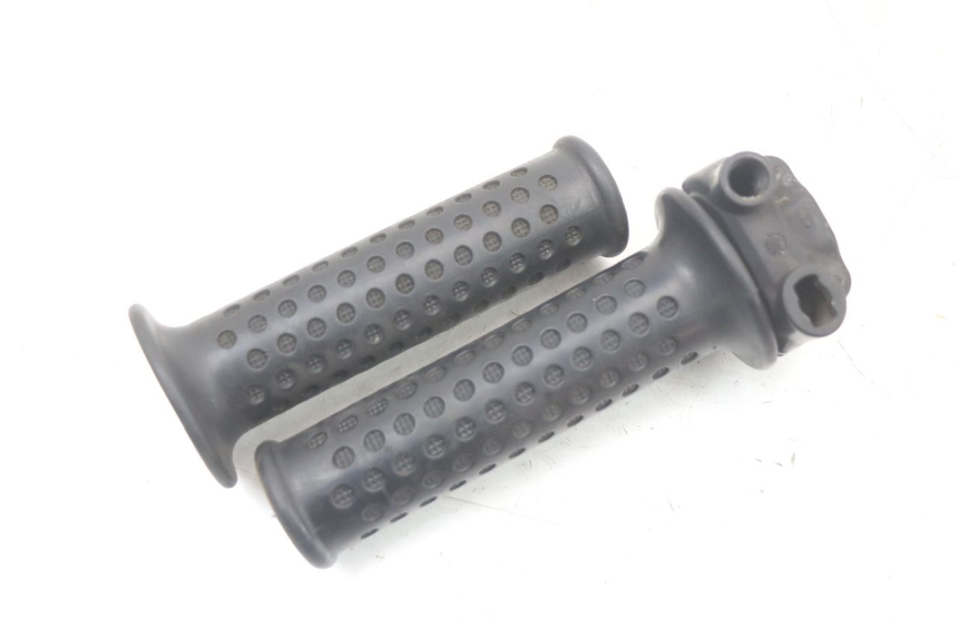 photo de PUñO DEL ACELERADOR PIAGGIO MP3 LT 400 (2007 - 2012) - Otra perspectiva