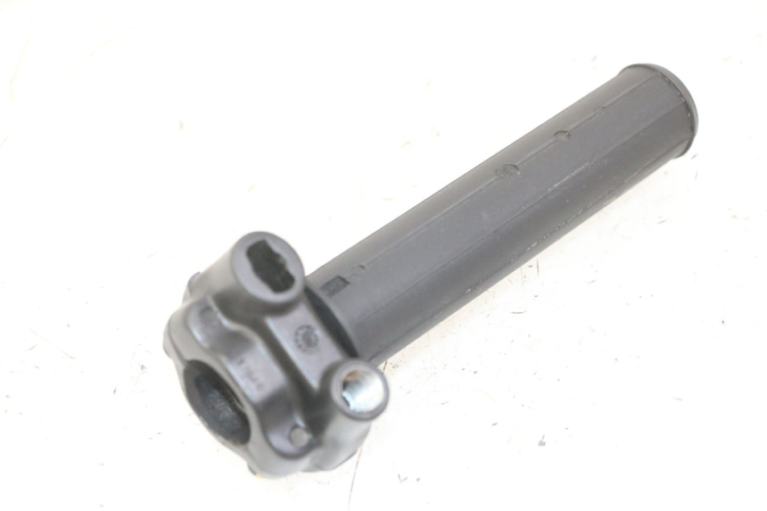 photo de ACELERADOR PIAGGIO MP3 LT 300 (2010 - 2016) - Zoom estado de uso