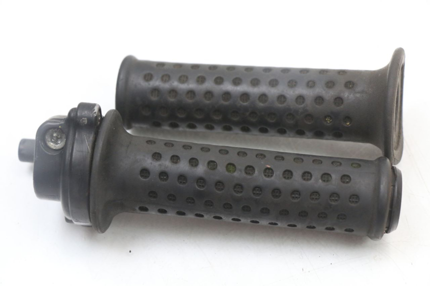 photo de PUñO DEL ACELERADOR PIAGGIO MP3 125 (2006 - 2014) - Vista principal