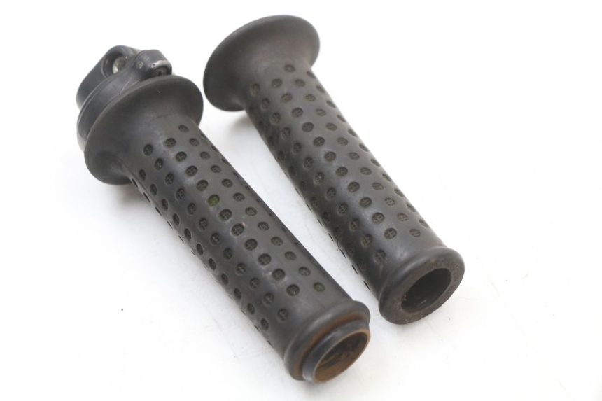 photo de PUñO DEL ACELERADOR PIAGGIO MP3 125 (2006 - 2014) - Detalle de la pieza