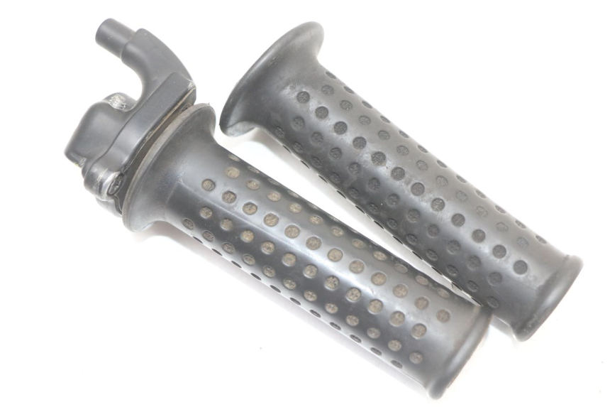 photo de PUñO DEL ACELERADOR PIAGGIO MP3 125 (2006 - 2014) - Vista principal