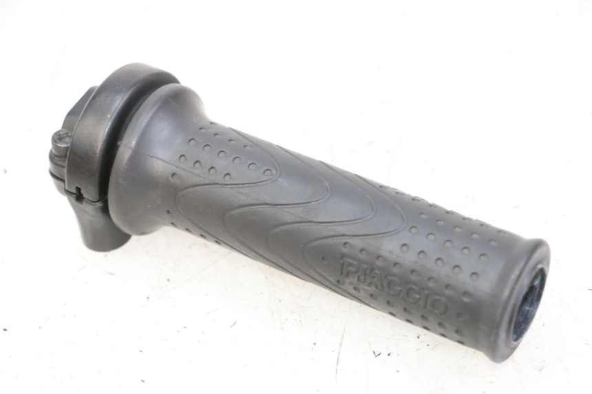 photo de PUñO DEL ACELERADOR PIAGGIO MP3 500 (2014 - 2017) - Vista principal