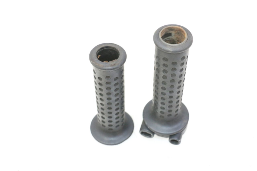 photo de PUñO DEL ACELERADOR PIAGGIO MP3 RL 250 (2006 - 2010) - Detalle de la pieza