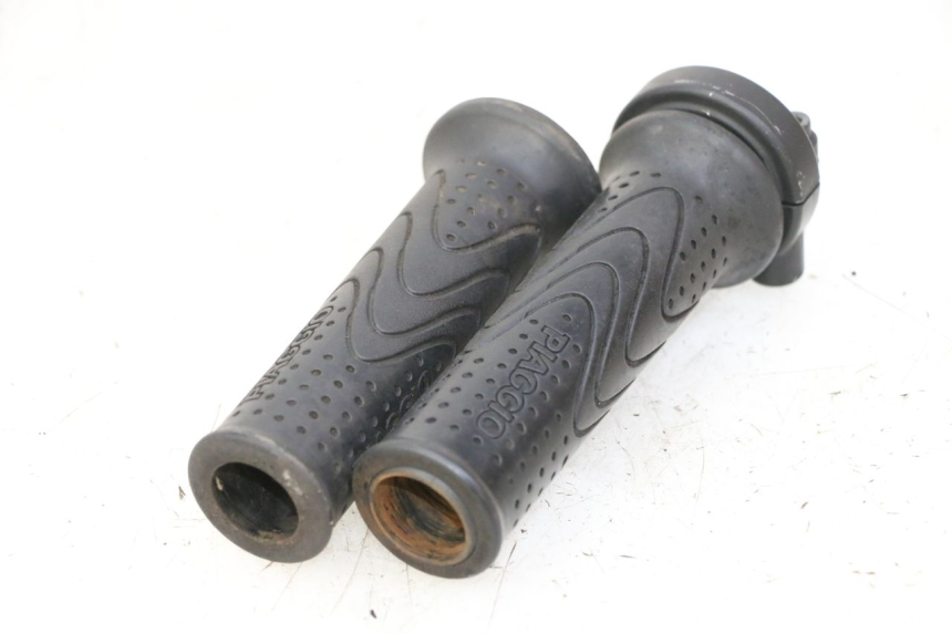 photo de ACELERADOR PIAGGIO MP3 500 (2011 - 2015) - Vista general del producto