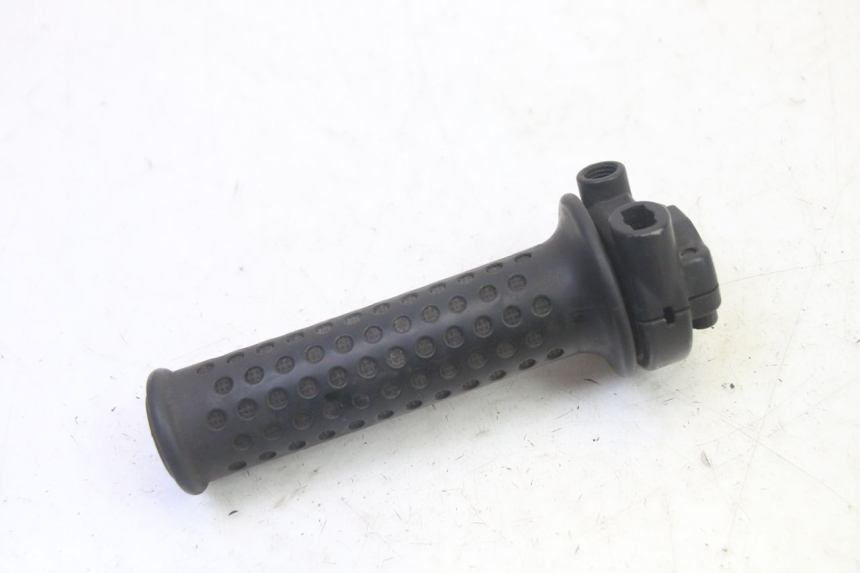 photo de PUñO DEL ACELERADOR PIAGGIO MP3 RL 250 (2006 - 2010) - Otra perspectiva