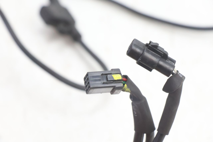 photo de ACELERADOR PIAGGIO MP3 500 (2016 - 2018) - Zoom sobre los componentes