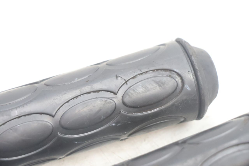 photo de ACELERADOR YAMAHA NEO'S NEOS 2T 50 (1998 - 2007) - Primer plano técnico