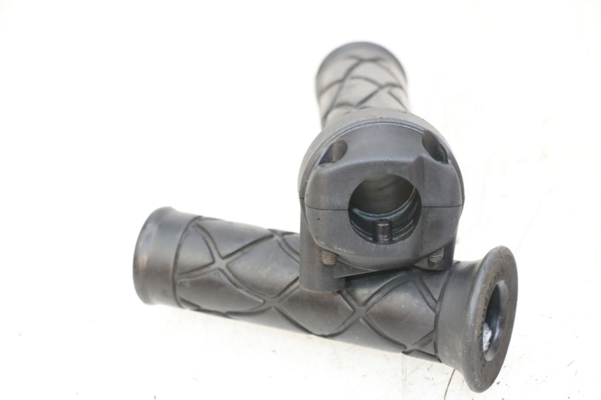 photo de ACELERADOR YAMAHA NEOS NEO'S 4T 50 (2008 - 2016) - Zoom estado de uso