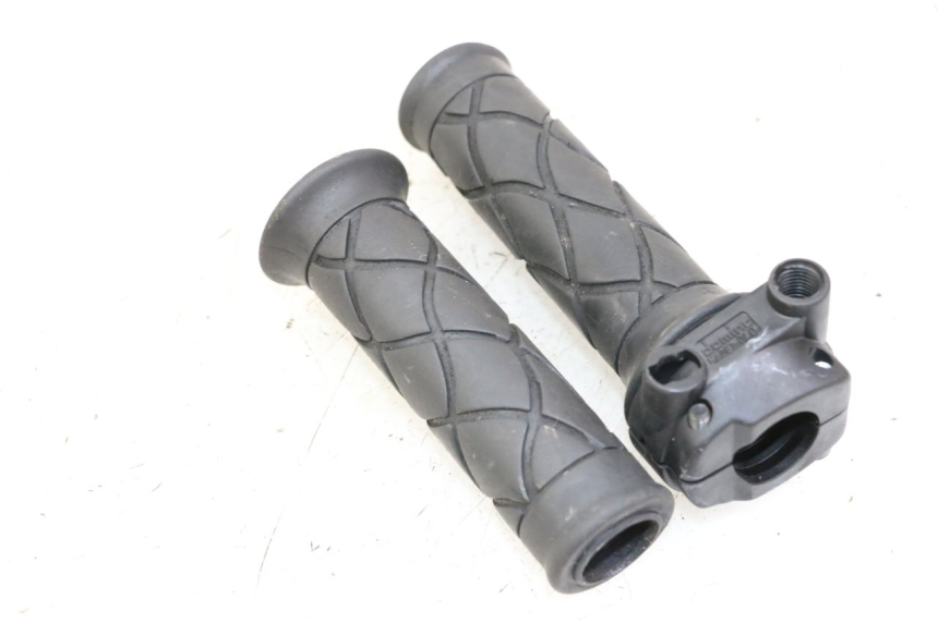 photo de ACELERADOR YAMAHA NEOS NEO'S 4T 50 (2008 - 2016) - Detalle de la pieza