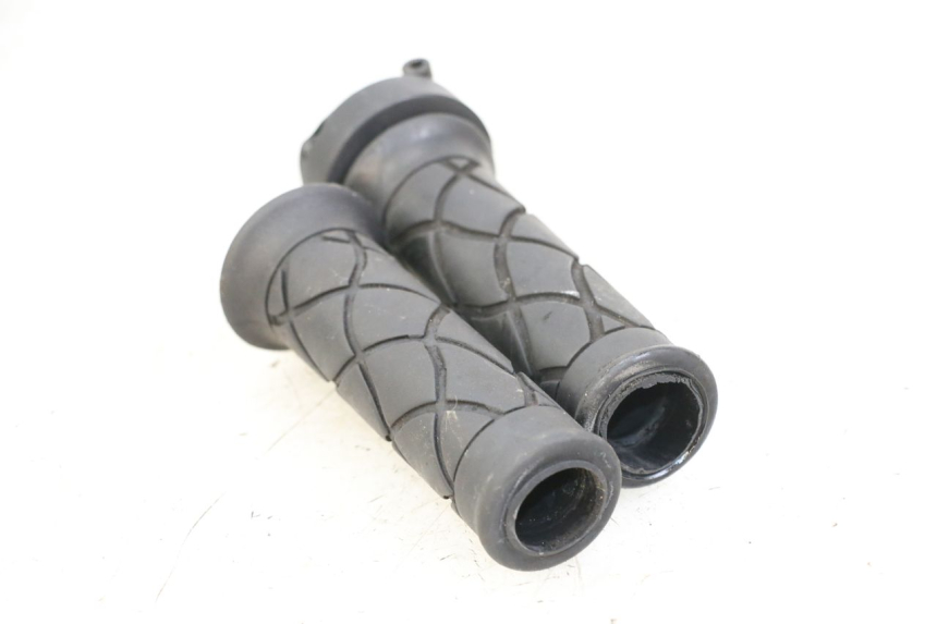 photo de ACELERADOR YAMAHA NEOS NEO'S 4T 50 (2008 - 2016) - Primer plano técnico