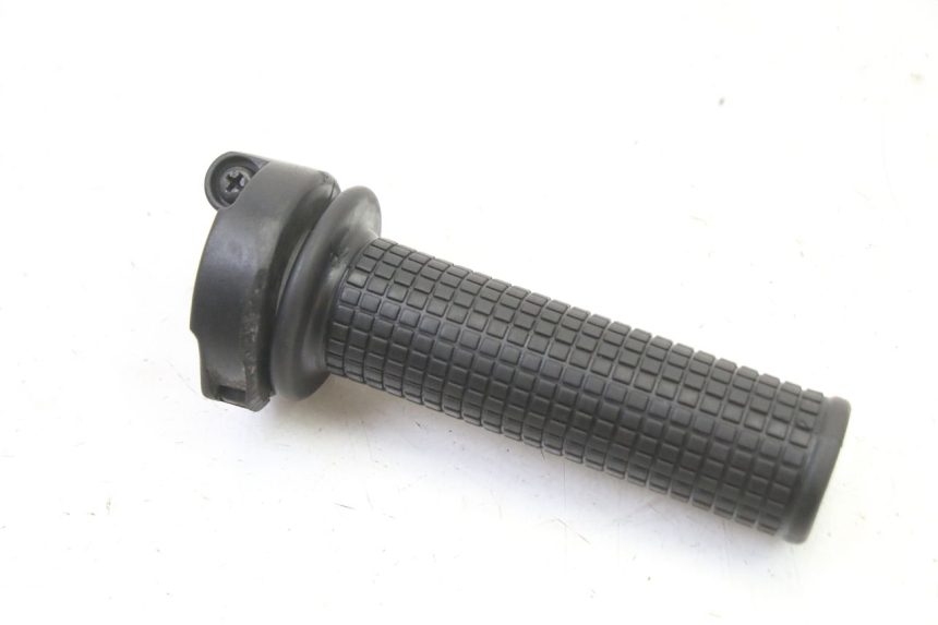 photo de ACELERADOR KYMCO LIKE 4T 50 (2019 - 2025) - Zoom estado de uso