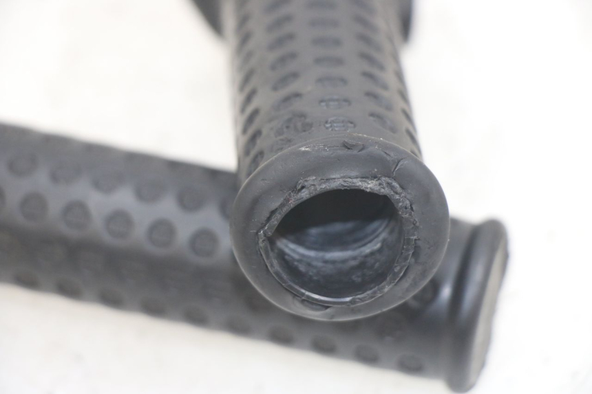 photo de PUñO DEL ACELERADOR PIAGGIO NEW TYPHOON 50 (2018 - 2021) - Detalle de la pieza