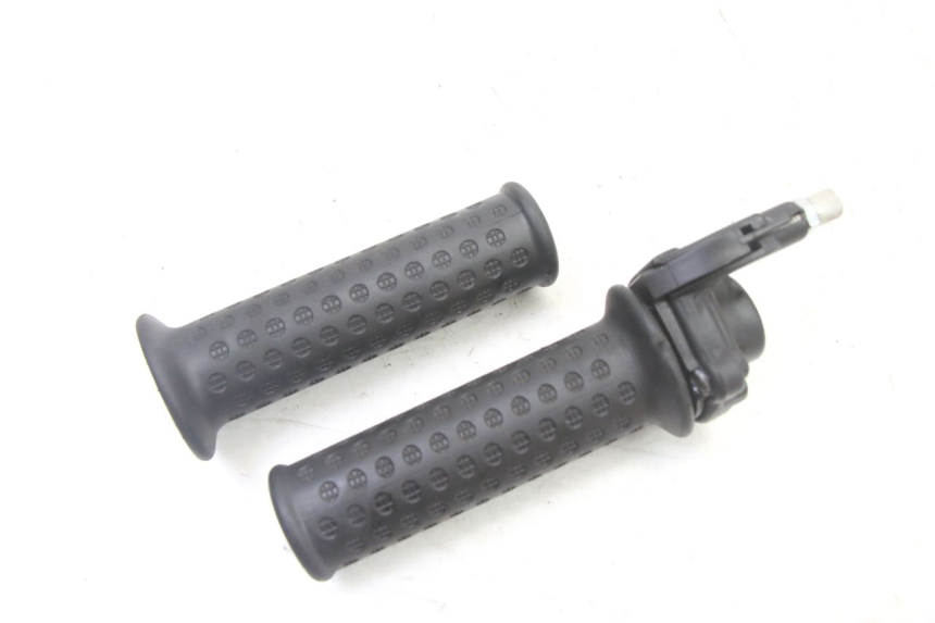 photo de ACELERADOR PIAGGIO NRG POWER PUREJET 50 (2018 - 2021) - Otra perspectiva