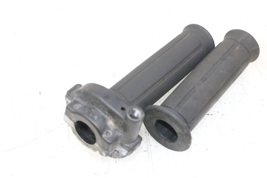 photo de ACELERADOR HONDA NSR R 125 (1994 - 2003) - Detalle de la pieza