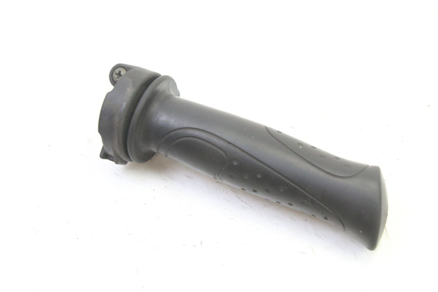 photo de PUñO DEL ACELERADOR SYM ORBIT 2 4T 50 (2008 - 2017) - Zoom estado de uso