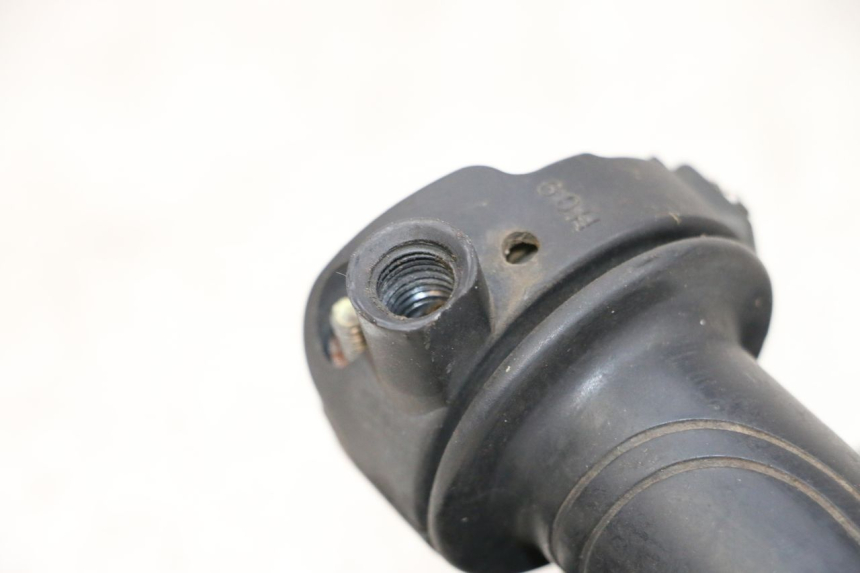 photo de PUñO DEL ACELERADOR SYM ORBIT 2 4T 50 (2008 - 2017) - Zoom estado de uso