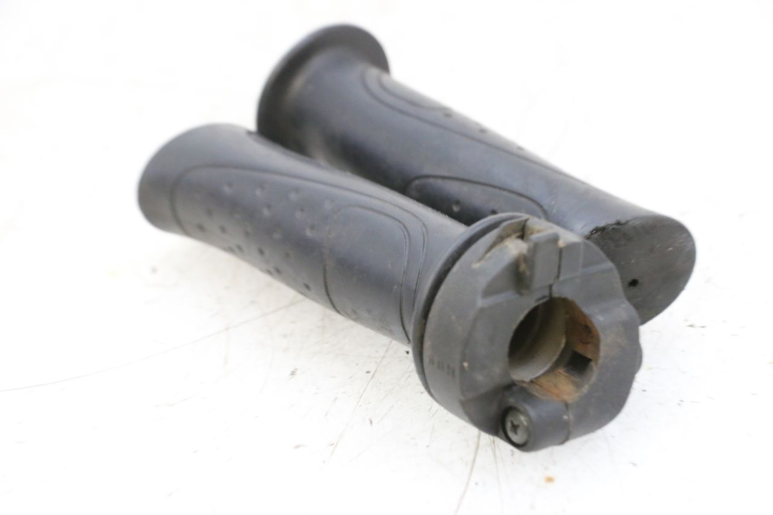 photo de ACELERADOR SYM ORBIT 2 50 (2008 - 2014) - Primer plano técnico