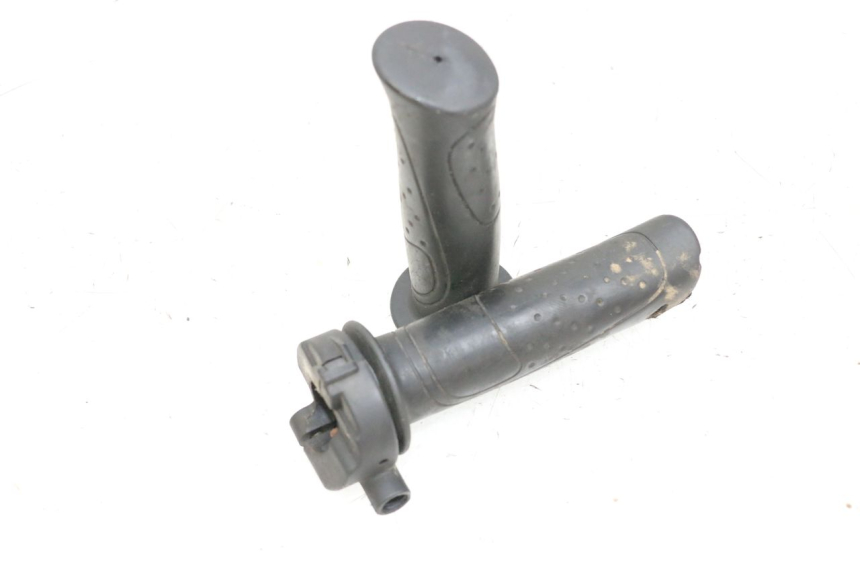 photo de PUñO DEL ACELERADOR SYM ORBIT III 3 4T 50 (2018 - 2021) - Detalle de la pieza