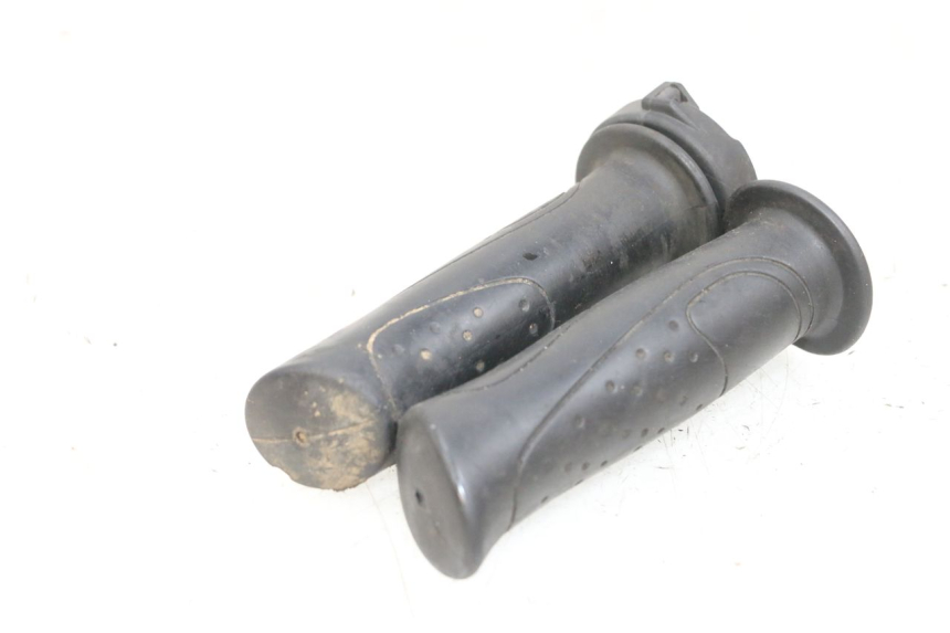 photo de PUñO DEL ACELERADOR SYM ORBIT III 3 4T 50 (2018 - 2021) - Recambio usado revisado