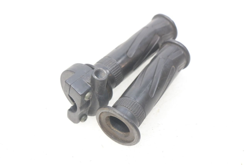 photo de PUñO DEL ACELERADOR TNT MOTOR OTTO 2T 50 (2012 - 2018) - Zoom estado de uso