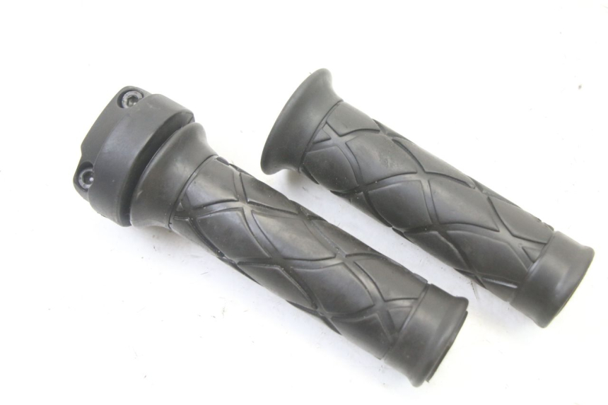 photo de ACELERADOR MBK OVETTO 4T 50 (2008 - 2016) - Zoom estado de uso