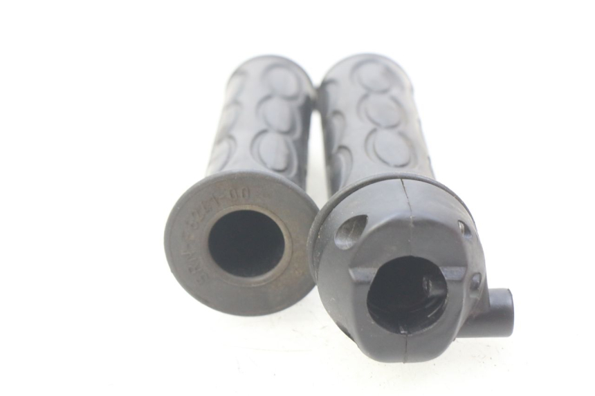 photo de PUñO DEL ACELERADOR MBK OVETTO 50 (1998 - 2007) - Zoom estado de uso