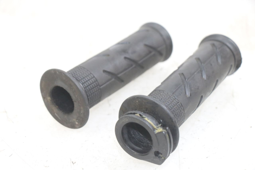 photo de PUñO DEL ACELERADOR HONDA PCX (JF28) 125 (2009 - 2011) - Vista principal