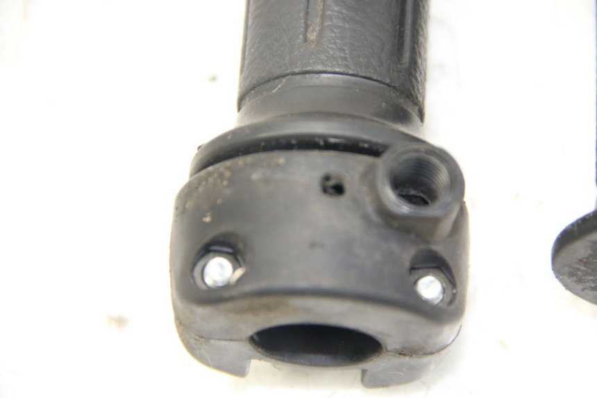 photo de PUñO DEL ACELERADOR HONDA PES PS I 125 (2006 - 2012) - Detalle de la pieza