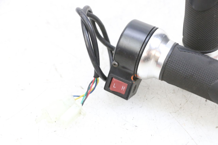 photo de ACELERADOR EFUN PUSA 1 - Marcados y referencias originales