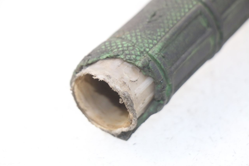 photo de PUñO DEL ACELERADOR APOLLO RFZ 150 - Detalle de la pieza