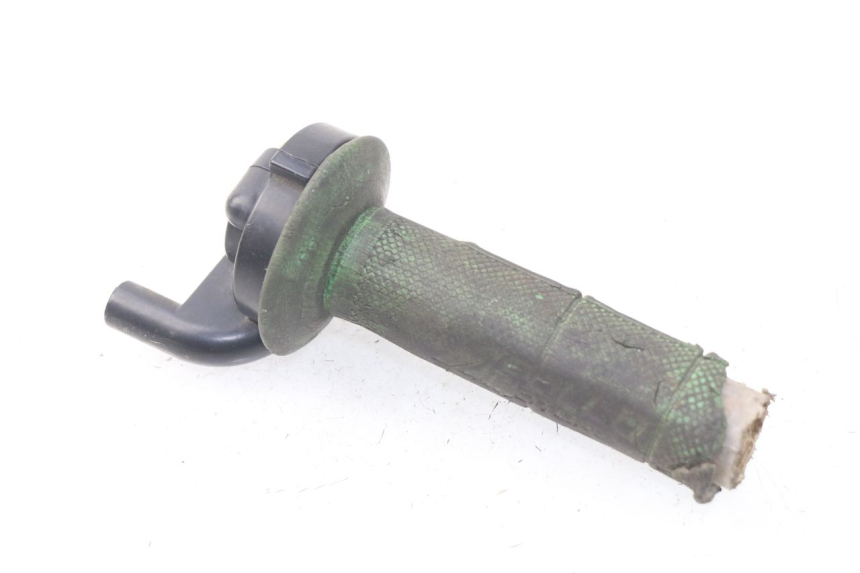 photo de PUñO DEL ACELERADOR APOLLO RFZ 150 - Zoom estado de uso