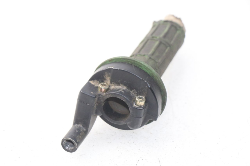 photo de PUñO DEL ACELERADOR APOLLO RFZ 150 - Otra perspectiva