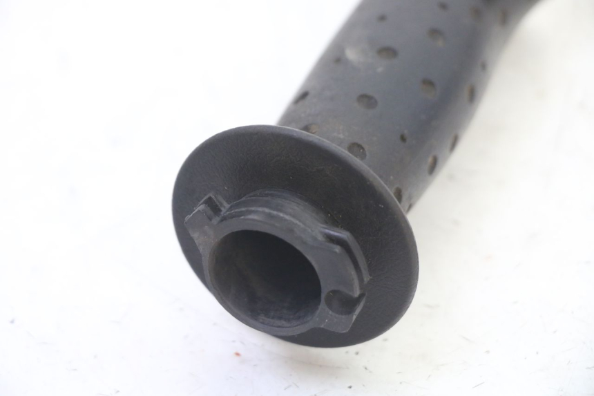 photo de MANETA DE ACELERADOR PGO RODOSHOW 2T 50 (2003 - 2007) - Zoom estado de uso