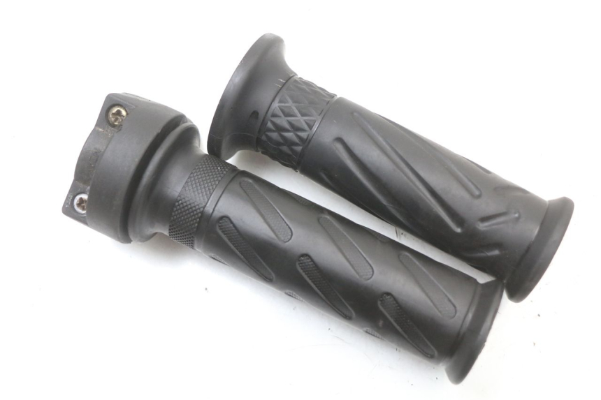 photo de PUñO DEL ACELERADOR JM MOTORS SANTANA 50 (2014 - 2023) - Zoom estado de uso