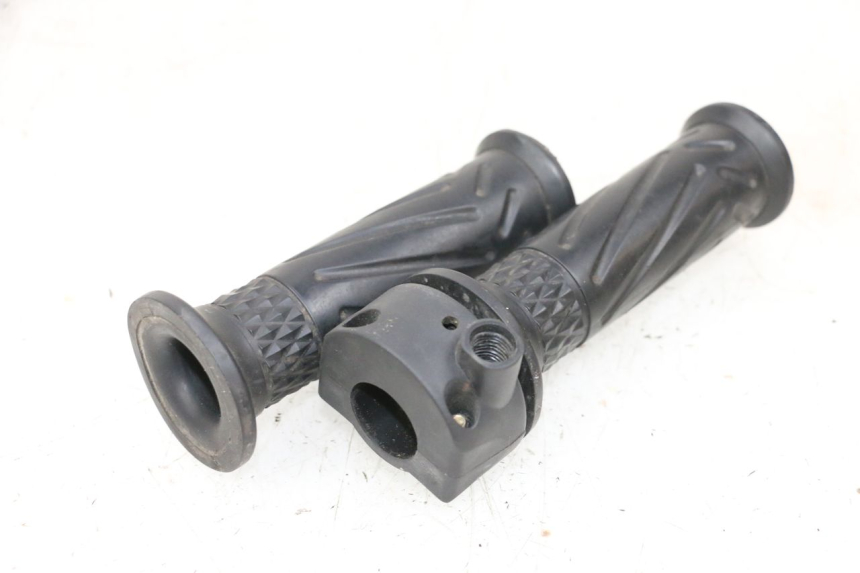 photo de PUñO DEL ACELERADOR JM MOTORS SANTANA 50 (2014 - 2023) - Zoom estado de uso