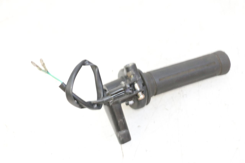 photo de PUñO DEL ACELERADOR HONDA SCV LEAD 100 (2003 - 2007) - Otra perspectiva