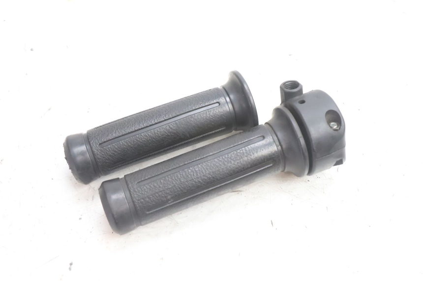 photo de ACELERADOR HONDA SH 125 (2001 - 2003) - Primer plano técnico
