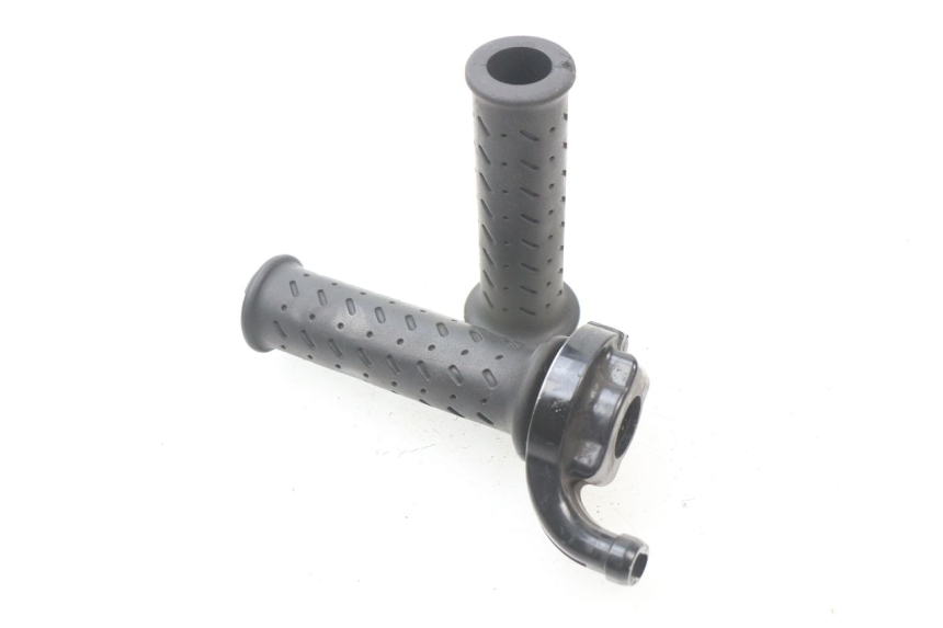 photo de ACELERADOR TRIUMPH SPEED TRIPLE 1050 (2005 - 2007) - Vista principal