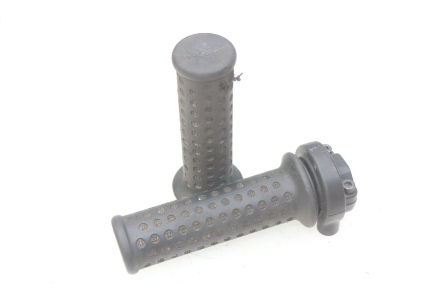 photo de PUñO DEL ACELERADOR APRILIA SR 2T 50 (2018 - 2022) - Vista principal