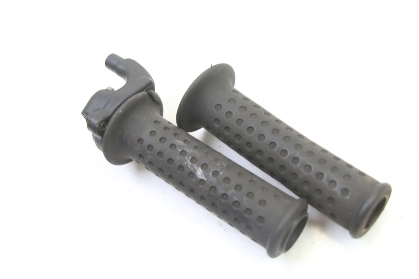 photo de ACELERADOR PIAGGIO SUPER LX 125 (2000 - 2003) - Detalle de la pieza