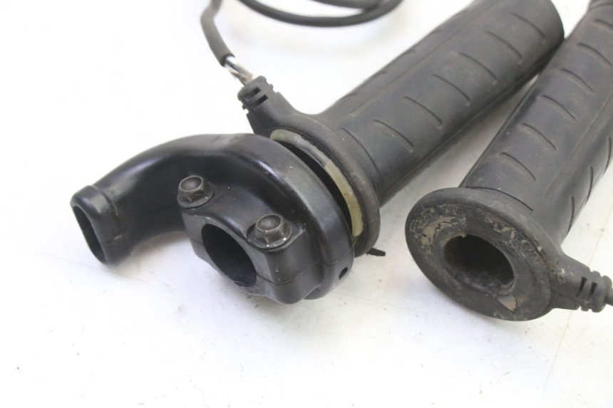 photo de ACELERADOR KTM SUPERENDURO R 950 (2005 - 2009) - Zoom estado de uso