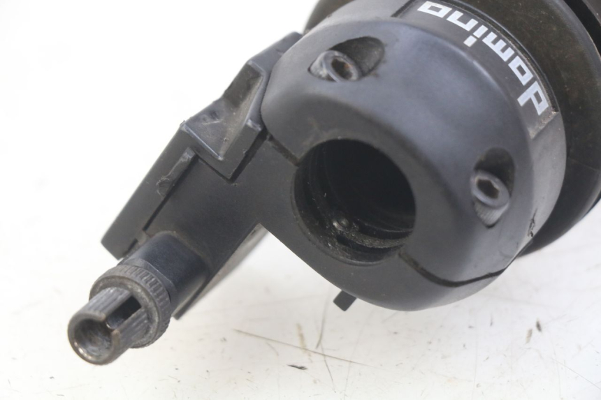 photo de PUñO DEL ACELERADOR APRILIA SX 50 (2011 - 2017) - Otra perspectiva