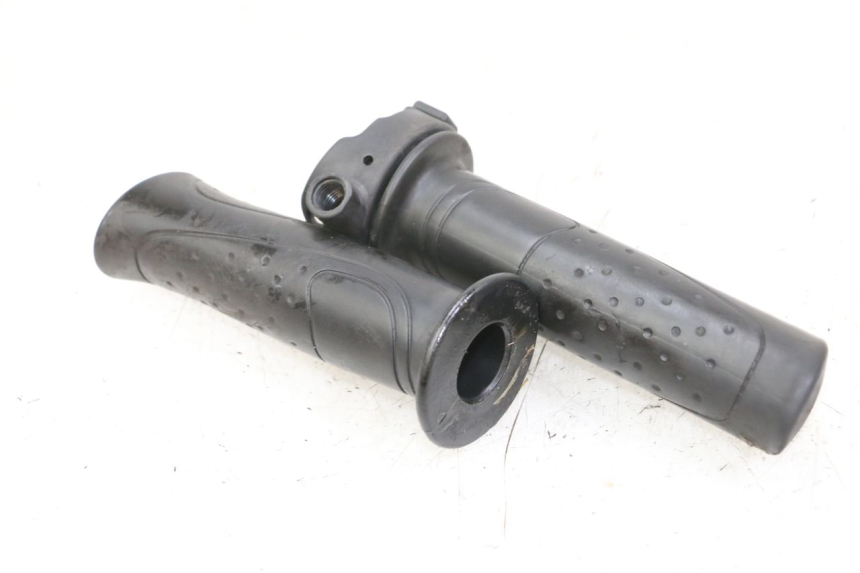 photo de ACELERADOR SYM ORBIT 2 4T 50 (2018 - 2022) - Zoom estado de uso