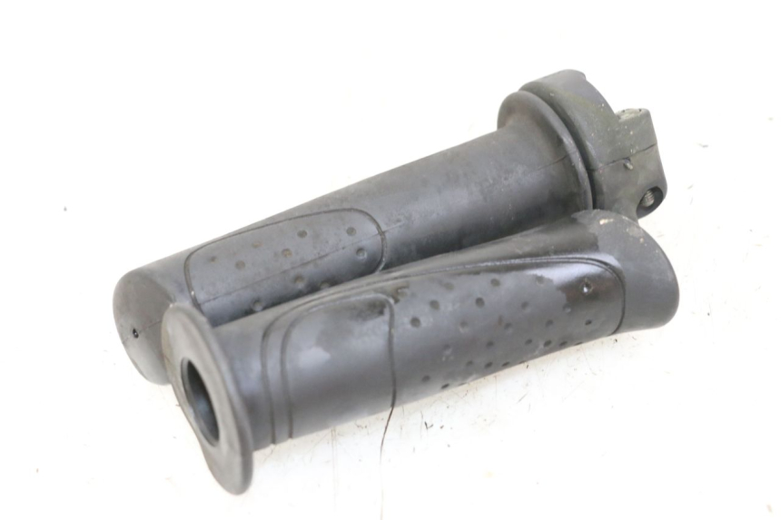 photo de PUñO DEL ACELERADOR SYM ORBIT 2 4T 50 (2008 - 2017) - Vista principal