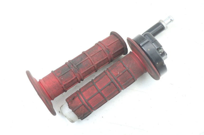 photo de ACELERADOR NITRO MOTORS THUNDER 125 - Primer plano técnico