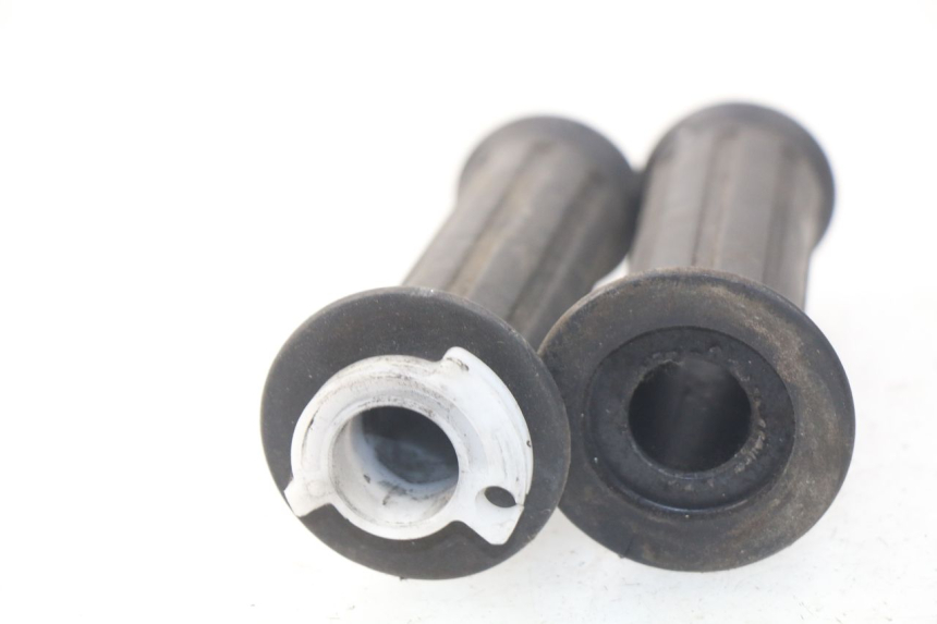 photo de ACELERADOR SUZUKI UC EPICURO 125 (1999 - 2003) - Detalle de la pieza